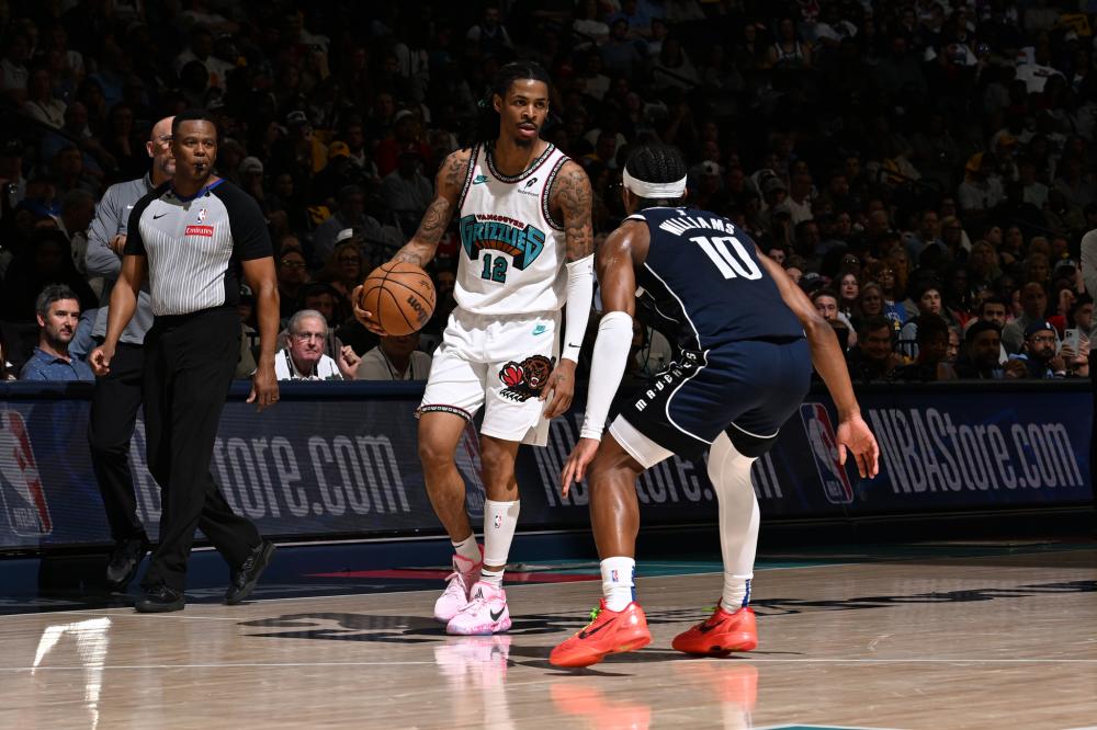 NBA杯｜字母哥打爆雷霆 公鹿称霸NBA杯.